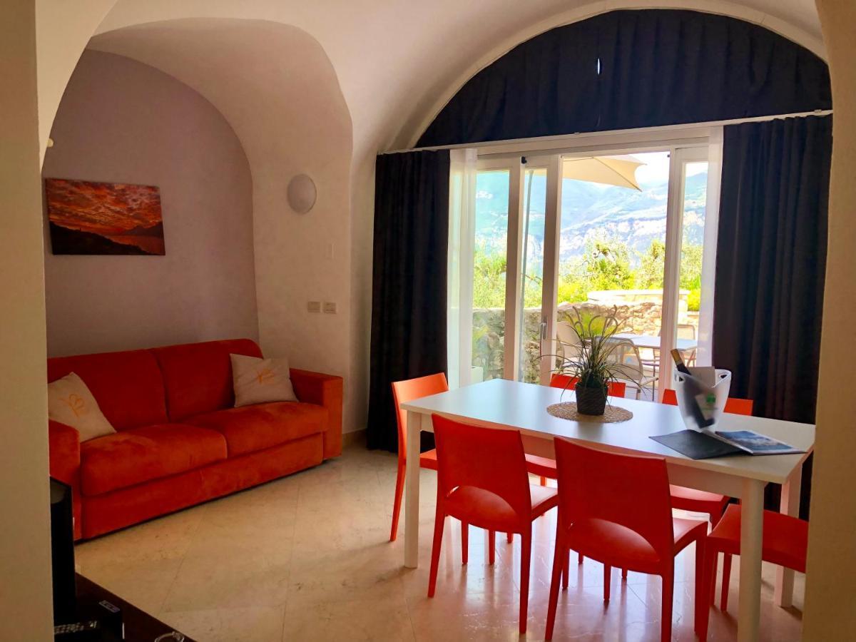Villa Borgo Borago Brenzone sul Garda Bagian luar foto