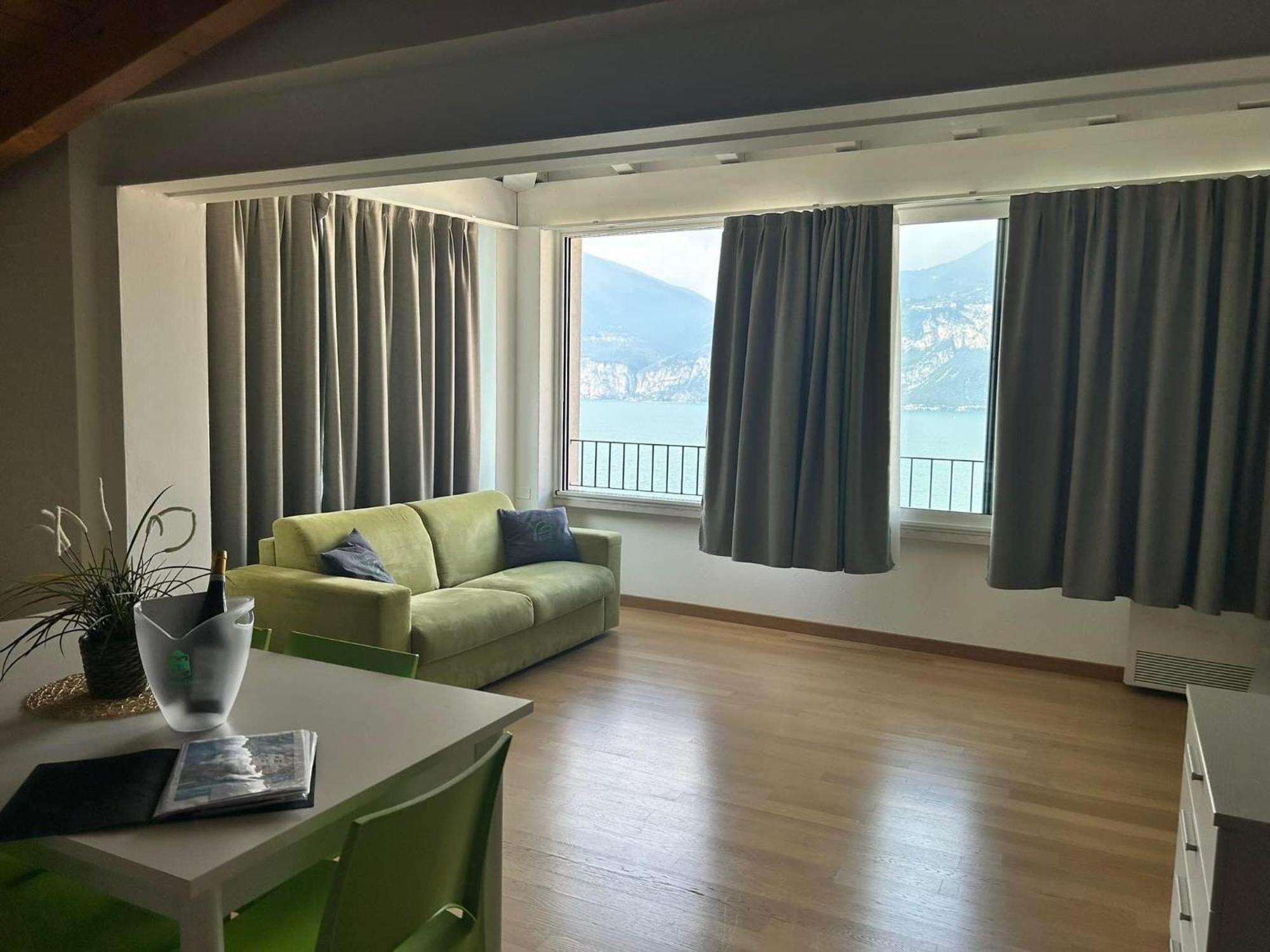 Villa Borgo Borago Brenzone sul Garda Bagian luar foto
